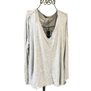 BNWT Gibsonlook Women's Light Gray Pullover Waffle Knit Oversized Tunic Medium​